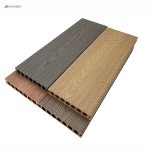 Panel de suelo de cubierta en relieve compuesto de plástico y madera resistente al desgaste para suelo de decoración de pasillo de acera de jardín - Product Image 1