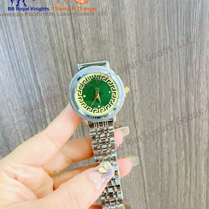 Nouvelle Arrivée Montre de Luxe à Quartz Iced Out Bicolore avec Strass Boîtier Carré pour Femmes Hommes Rappers - Product Image 2