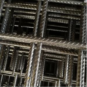 Barres d'<span class=keywords><strong>acier</strong></span> rondes déformées conformes aux normes ASTM/GB/JIS, diamètre 8 mm, longueur 6-12 m, pour le renforcement du béton, services de cintrage et de soudage - Product Image 4