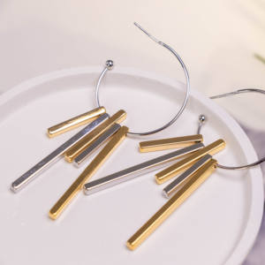 Boucles d'oreilles longues à franges simples en argent rétro bohème européenne américaine, design de niche géométrique, secteur unique, bijoux pour femmes - Product Image 2