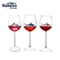 Verre à vin requin clair/bleu/rose 300ml
