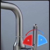 Robinet de lavabo cascade de bonne qualité 4 fonctions monté sur le pont anti-éclaboussures rotatif robinets de bassin de pluie volants robinet de lavage de salle de bain