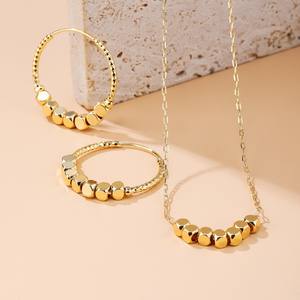 Kinnear Colorfast Dubai <span class=keywords><strong>18</strong></span> carats <span class=keywords><strong>or</strong></span> filles ensemble de <span class=keywords><strong>bijoux</strong></span> fantaisie dames africaines cube d'<span class=keywords><strong>or</strong></span> balancent grandes boucles d'oreilles en perles collier - Product Image 3