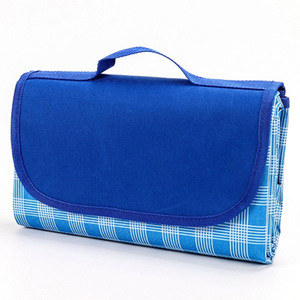 Tapete de Picnic Portátil de Tela Oxford de Alta Calidad, Tapete de Playa con Logotipo Personalizado, Resistente a la Humedad y al Agua - Product Image 6