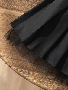 Set di Abbigliamento per Bambine 2026, Camicia Bianca con Fiori + Gonna Nera <span class=keywords><strong>in</strong></span> <span class=keywords><strong>Tulle</strong></span> Plissettata, 2 Pezzi, Completo Carino - Product Image 6