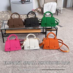 Sac de plage en néoprène tissé pour femmes de haute couture, tissé à la main, à porter à l'épaule, pour la mère, Europe et États-Unis - Product Image 2