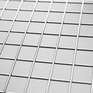 Panneaux de treillis soudé en acier inoxydable 304 super résistant à la corrosion, maille unie 2x2 6x6, couleur personnalisée, découpe et pliage pour enclos animaux - Product Image 6