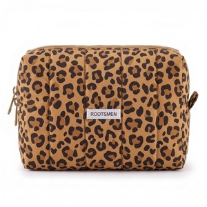 Bolsa de Cosméticos Acolchada con Estampado de Leopardo, Bolsa de Maquillaje Mediana de Nailon Acolchado, Cierre Vertical con Cremallera, Logotipo Personalizado OEM ODM - Product Image 3
