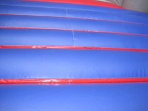 ปราสาทลมเป่าลมขนาด 13 ฟุต วัสดุ PVC รองรับได้ 12 คน ติดตั้งง่าย เหมาะสำหรับเช่าจัดงานปาร์ตี้ ลดราคาพิเศษ - Product Image 4