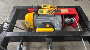ลิฟต์ยกชายไฟฟ้าไฮดรอลิกสำหรับนั่งร้าน - Product Image 5