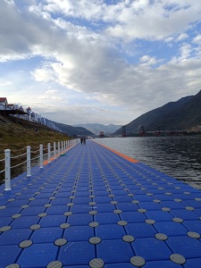 Factory Custom Versatile Plastic <strong>Floating</strong> Dock <strong>Unit</strong> Interlocking Modular Yacht Jet Ski Water Walkway <strong>Floating</strong> Dock - Product Image 6