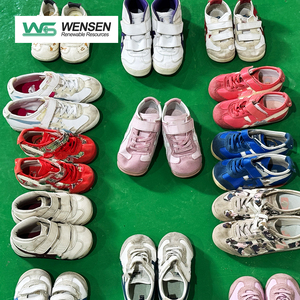 Buen estado, zapatos deportivos informales para caminar para niños, cómodos zapatos transpirables de estilo elegante para niños, zapatos de marca usados de <span class=keywords><strong>segunda</strong></span> <span class=keywords><strong>mano</strong></span> - Product Image 3