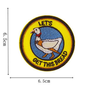 Parches Bordados Termoadhesivos con el Meme del Animal Silly Goose - Product Image 4