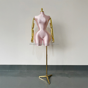 Gevormde vrouwelijke plus size mannequin met grote billen, borsten, Braziliaanse jurk, slanke taille, BBL mannequin, vrouwen met gouden flexibele arm - Product Image 6