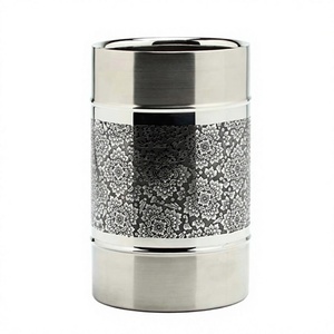 Enfriador de vino de metal personalizado 5L Cubo de grabado de cerveza y vino de acero inoxidable de lujo Enfriadores y enfriadores Premium - Product Image 1