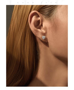 Juego de Collar y Pendientes de Plata de Ley 925 con Moissanita Corte Corazón Color D VVS1, Certificado GRA, Joyería Nupcial - Product Image 4