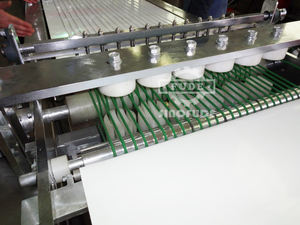 เครื่องทำโดรายากิแบบญี่ปุ่นถาดรองน้ำผึ้งขนมแซนวิชถั่วแดง<span class=keywords><strong>เค้ก</strong></span>สายการผลิตสำหรับอาหารเช้า - Product Image 4