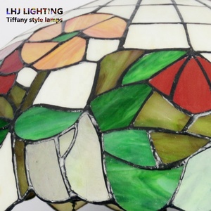 LongHuiJing, lámpara <span class=keywords><strong>Tiffany</strong></span> grande rústica, pantalla de flor de vidriera, lámparas de mesa con Base de resina Vintage - Product Image 3