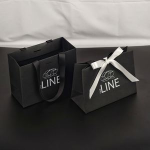 Sacs de shopping de luxe style Ins, prix direct usine, avec poignée en carton et ruban, en matériaux recyclés - Product Image 3