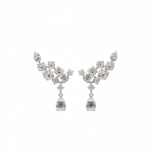 Orecchini Vipool in Oro Bianco con Diamanti Taglio a Pera Colore D Naturale Certificati GIA Gioielli di Lusso da Sposa per Donna - Product Image 1