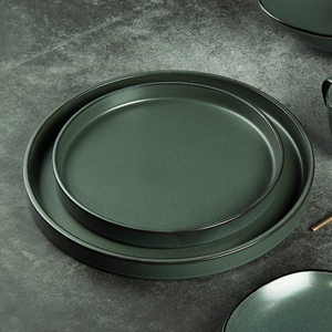 Set di piatti <span class=keywords><strong>e</strong></span> ciotole in porcellana con glassa reattiva fatta a mano JQY Set di stoviglie da tavola in ceramica minimalista verde scuro opaco - Product Image 4