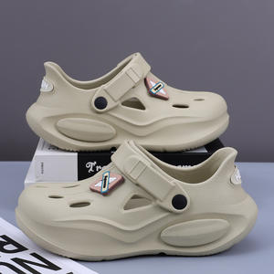 Sabots Sparta pour enfants, noirs, en EVA, antidérapants, à bout ouvert, chaussures d'été sportives pour les âges 7 à 14 ans, unisexe - Product Image 2