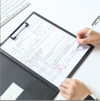 Carpeta de PU A4 para oficina y negocios, tablero de escritura, administrador de alta calidad, bolsillo para carpetas de archivos con Clip Vertical, logotipo en relieve personalizado