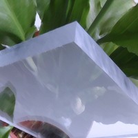 Plaques de toiture en polycarbonate gaufré coloré de 10 mm - Durables et écologiques, garantie 5 ans