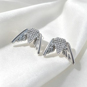 Exquisite Micro Paved Zircon Heart <b>Wing</b> Stud <b>Earrings</b> Cute Swallow Bird <b>Earrings</b> Unique Design Women Fashion Jewelry Accessories - Product Image 3