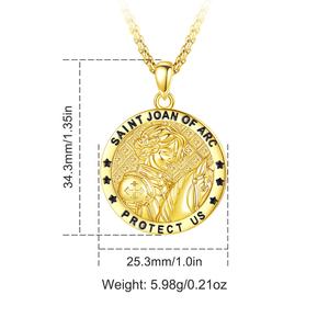 Collar con Colgante de Santa Juana de Arco Chapado en Oro de 18K sobre Cobre, Letras Esmaltadas en Negro, Joyería Católica de Coraje al por Mayor para Hombres y Mujeres - Product Image 2
