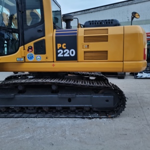 Excavatrice Komatsu PC220-8 d'occasion de haute qualité, modèle 2020, moteur et pompe d'origine japonaise, bon état, vente pour travaux de construction - Product Image 6