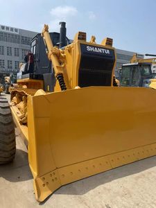 Minibulldozer de orugas usado Shantui SD32 SD13 eficiente con componentes principales - Product Image 4