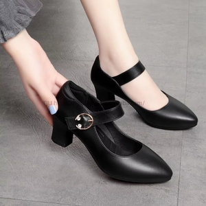 Chaussures plates de travail pour femmes modernes et confortables en cuir véritable avec semelle en caoutchouc souple, faciles à enfiler, pour le bureau - Product Image 3