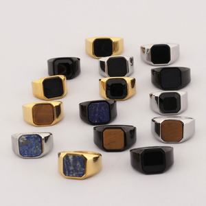 Anillo de Acero Inoxidable 316L Resistente al Agua y al Deslustre, Anillo Personalizado al por Mayor Chapado en Oro de 14k y 18k con Piedra para Hombres y Niños - Product Image 1