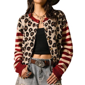 Cardigã Feminino Chic 2026 com Estampa de Leopardo e Listras, Suéter de Malha Y2K com Botões e Manga Longa, Agasalho de Outono - Product Image 1