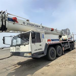 รถเครนไฮดรอลิกเคลื่อนที่แบบบูมห้าท่อน รุ่น QY70V5 ขนาด 70 ตัน ประสิทธิภาพเชื่อถือได้ - Product Image 2