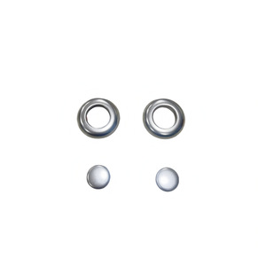 Car Headrest Button Decorations Silver Carbon Fiber Texture Zinc Alloy Polished For Mercedes-Benz W205 C-Class W213 E-Class - Product Image 3