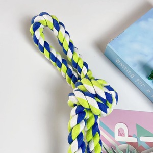 Jouet à mâcher durable en corde de coton tressée à la main à cinq nœuds pour chiens de taille moyenne à grande - Product Image 2