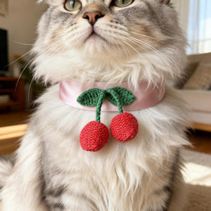 Nuovo Collare per Animali Domestici Regolabile a Forma di Ciliegia, Lavorato a Mano in Stile Cartone Animato - Product Image 1