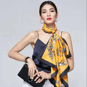 Factory Direct Free Sample Digital Printing 100% Pure Twill Women's Silk Scarf 110*110cm Or Customized