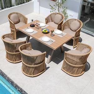 Table à manger d'extérieur en bois, <span class=keywords><strong>terrasse</strong></span> en plein air, chaise en rotin tressé, villa, mobilier d'extérieur en rotin, cour, jardin, ensemble de salle à manger - Product Image 3