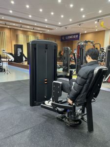Máquina de Fitness de Alta Gama para Ejercicios de Piernas, Personalizable OEM, Calidad Perfecta, <span class=keywords><strong>Multifuncional</strong></span> para <span class=keywords><strong>Entrenamiento</strong></span> de Fuerza de Piernas - Product Image 3