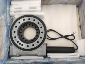 Worm Gear <span class=keywords><strong>Slewing</strong></span> <span class=keywords><strong>Drive</strong></span> Se14 sumbu tunggal digunakan untuk sistem pelacakan surya dengan Motor listrik - Product Image 5