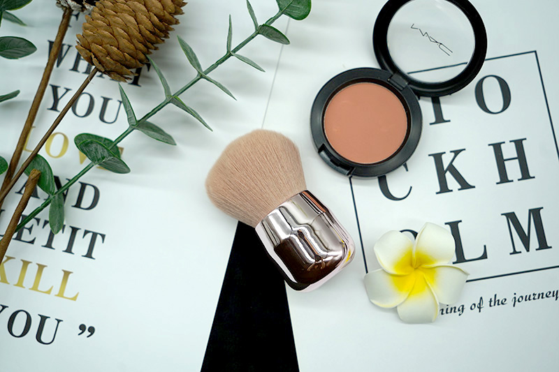 Cheap Custom Small Plastic Handle Synthetic Soft Hair Blush Face Facial Set Mask Refillable Powder Fiber Make Up Makeup Brush