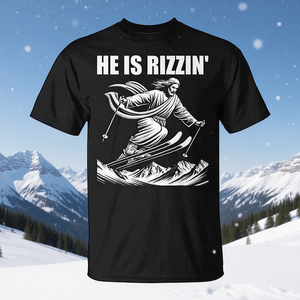Camiseta de esquí de Jesús Cristo, diseño Rizzin' Snow Christian Jump, negra, promocional para hombre - Product Image 3