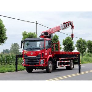 Camion-grue Dongfeng M3 4*2 avec grue télescopique de 8 tonnes, puissance élevée, démarrage rapide et expérience de conduite confortable - Product Image 5
