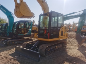 Usado para Komatsu PC70 Mini Excavator 6 Ton Buen estado con motor como componente central Precio competitivo - Product Image 5