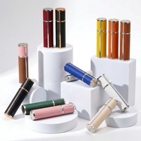 Atomiseur de parfum de voyage cylindrique en cuir et verre, rechargeable, avec pompe à pression, 5ml et 10ml, avec décalcomanie
