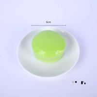 Petit jouet anti-stress en PU à rebond lent, en forme de pain collant, couleur macaron, gâteau réaliste, emballage individuel OPP