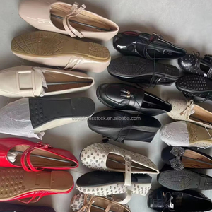 Zapatos planos <span class=keywords><strong>baratos</strong></span> para mujer, nuevos zapatos de cuero a la moda para chicas, mocasines planos de diseño mixto al por mayor - Product Image 2